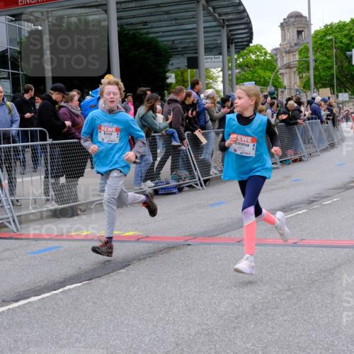 25.04.2026 - Das Zehntel Tim E. http://msf.ph/oto/9574968 25.04.2026 10:52:17 Ziel 5009, 5241, 5428, 5800, 6009, 6153, 6155, 6826, 6929, 7116, 7129, 7162, 7197, 7749, 7884, 7966 meine-sportfotos.de