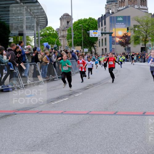 25.04.2026 - Das Zehntel Tim E. http://msf.ph/oto/9574974 25.04.2026 10:52:18 Ziel 5009, 5241, 5428, 5800, 6080, 6153, 6155, 6703, 6826, 6929, 7116, 7129, 7162, 7197, 7749, 7884, 7966 meine-sportfotos.de