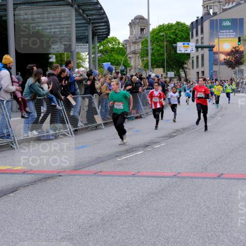 25.04.2026 - Das Zehntel Tim E. http://msf.ph/oto/9574977 25.04.2026 10:52:18 Ziel 5009, 5241, 5428, 5800, 6080, 6153, 6155, 6703, 6826, 6929, 7116, 7129, 7162, 7197, 7749, 7884, 7966 meine-sportfotos.de