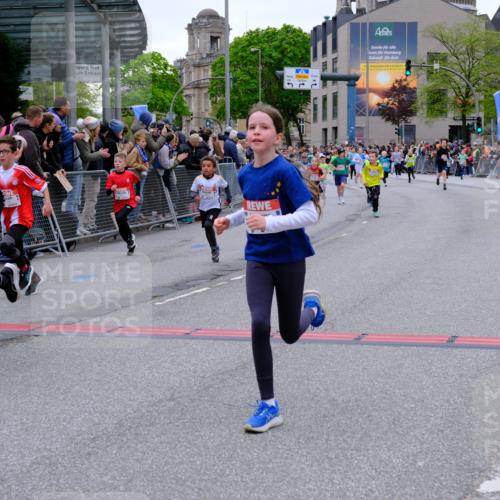 25.04.2026 - Das Zehntel Tim E. http://msf.ph/oto/9574988 25.04.2026 10:52:20 Ziel 5009, 5428, 5740, 5800, 6080, 6153, 6155, 6703, 6826, 6929, 7101, 7116, 7129, 7172, 7197, 7749, 7863, 7907, 7966 meine-sportfotos.de