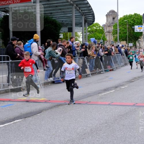 25.04.2026 - Das Zehntel Tim E. http://msf.ph/oto/9574996 25.04.2026 10:52:21 Ziel 5428, 5515, 5740, 5751, 5800, 6019, 6080, 6153, 6155, 6703, 6826, 6929, 7101, 7116, 7129, 7172, 7197, 7749, 7863, 7907, 7966 meine-sportfotos.de