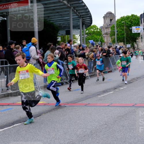 25.04.2026 - Das Zehntel Tim E. http://msf.ph/oto/9575009 25.04.2026 10:52:24 Ziel 5428, 5450, 5515, 5740, 5751, 5781, 5874, 6015, 6019, 6080, 6153, 6155, 6703, 6826, 7101, 7172, 7197, 7731, 7806, 7863, 7907, 7930, 7966 meine-sportfotos.de