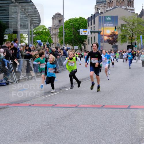 25.04.2026 - Das Zehntel Tim E. http://msf.ph/oto/9575019 25.04.2026 10:52:26 Ziel 5100, 5428, 5450, 5515, 5689, 5740, 5751, 5777, 5781, 5874, 6015, 6019, 6027, 6080, 6153, 6155, 6703, 6826, 7101, 7172, 7180, 7184, 7197, 7731, 7806, 7863, 7907, 7930, 7966 meine-sportfotos.de