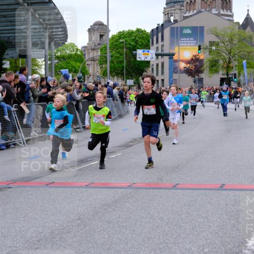 25.04.2026 - Das Zehntel Tim E. http://msf.ph/oto/9575021 25.04.2026 10:52:26 Ziel 5100, 5428, 5450, 5515, 5689, 5740, 5751, 5777, 5781, 5874, 6015, 6019, 6027, 6080, 6153, 6155, 6703, 6826, 7101, 7172, 7180, 7184, 7197, 7731, 7806, 7863, 7907, 7930, 7966 meine-sportfotos.de