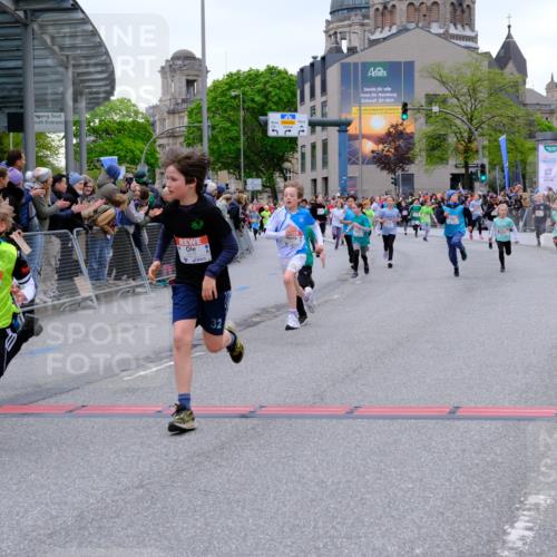 25.04.2026 - Das Zehntel Tim E. http://msf.ph/oto/9575024 25.04.2026 10:52:26 Ziel 5100, 5428, 5450, 5515, 5689, 5740, 5751, 5777, 5781, 5874, 6015, 6019, 6027, 6080, 6153, 6155, 6703, 6826, 7101, 7172, 7180, 7184, 7197, 7731, 7806, 7863, 7907, 7930, 7966 meine-sportfotos.de