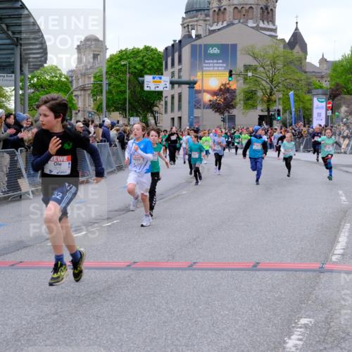 25.04.2026 - Das Zehntel Tim E. http://msf.ph/oto/9575026 25.04.2026 10:52:26 Ziel 5100, 5428, 5450, 5515, 5689, 5740, 5751, 5777, 5781, 5874, 6015, 6019, 6027, 6080, 6153, 6155, 6703, 6826, 7101, 7172, 7180, 7184, 7197, 7731, 7806, 7863, 7907, 7930, 7966 meine-sportfotos.de