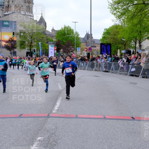 25.04.2026 - Das Zehntel Tim E. http://msf.ph/oto/9575030 25.04.2026 10:52:28 Ziel 5081, 5092, 5100, 5450, 5515, 5689, 5740, 5751, 5777, 5781, 5874, 6015, 6019, 6027, 6080, 6155, 6409, 6428, 6703, 6826, 7101, 7172, 7180, 7184, 7731, 7806, 7863, 7907, 7930 meine-sportfotos.de