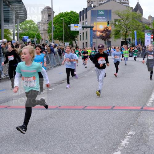 25.04.2026 - Das Zehntel Tim E. http://msf.ph/oto/9575046 25.04.2026 10:52:30 Ziel 5081, 5092, 5100, 5450, 5515, 5689, 5740, 5751, 5777, 5781, 5874, 6015, 6019, 6027, 6080, 6409, 6428, 6679, 6703, 6754, 7101, 7172, 7180, 7184, 7320, 7731, 7806, 7863, 7907, 7930, 7976 meine-sportfotos.de