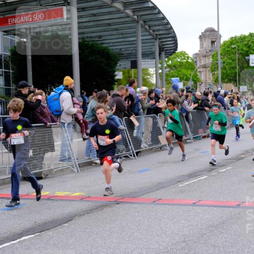 25.04.2026 - Das Zehntel Tim E. http://msf.ph/oto/9575060 25.04.2026 10:52:34 Ziel 5081, 5092, 5100, 5450, 5689, 5738, 5777, 5781, 5874, 5907, 6015, 6027, 6144, 6147, 6409, 6428, 6493, 6512, 6651, 6679, 6754, 7180, 7184, 7238, 7299, 7320, 7608, 7615, 7731, 7745, 7806, 7904, 7921, 7930, 7976, 8022, 8024, 8036 meine-sportfotos.de