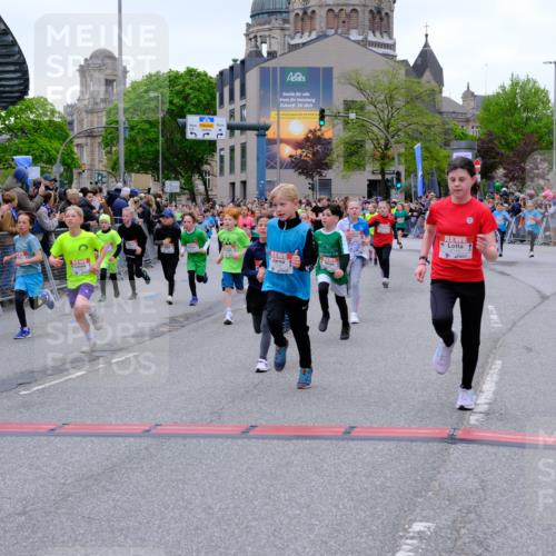 25.04.2026 - Das Zehntel Tim E. http://msf.ph/oto/9575067 25.04.2026 10:52:36 Ziel 5081, 5092, 5100, 5689, 5738, 5777, 5781, 5874, 5907, 6015, 6027, 6054, 6144, 6147, 6409, 6428, 6493, 6512, 6651, 6679, 6754, 6935, 6960, 6987, 7180, 7184, 7238, 7299, 7320, 7608, 7615, 7745, 7757, 7904, 7921, 7976, 8022, 8024, 8036 meine-sportfotos.de