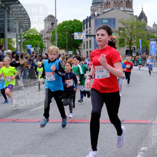 25.04.2026 - Das Zehntel Tim E. http://msf.ph/oto/9575074 25.04.2026 10:52:37 Ziel 5081, 5092, 5100, 5292, 5303, 5514, 5689, 5738, 5777, 5907, 6027, 6054, 6144, 6147, 6409, 6428, 6493, 6512, 6651, 6679, 6754, 6935, 6960, 6987, 7180, 7184, 7238, 7255, 7299, 7320, 7608, 7615, 7745, 7757, 7904, 7921, 7976, 8022, 8024, 8036 meine-sportfotos.de