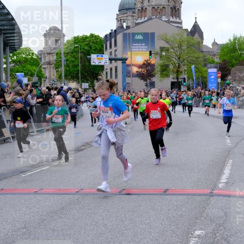 25.04.2026 - Das Zehntel Tim E. http://msf.ph/oto/9575083 25.04.2026 10:52:38 Ziel 5081, 5092, 5100, 5292, 5303, 5514, 5689, 5738, 5777, 5907, 6054, 6144, 6147, 6161, 6177, 6409, 6428, 6491, 6493, 6512, 6651, 6679, 6754, 6935, 6960, 6987, 7184, 7238, 7255, 7299, 7320, 7513, 7548, 7608, 7615, 7745, 7757, 7869, 7904, 7918, 7921, 7976, 8022, 8024, 8036 meine-sportfotos.de