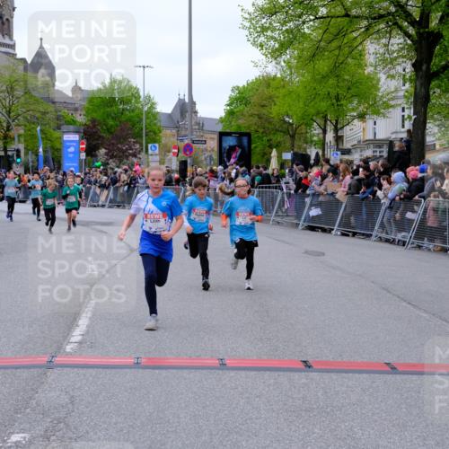 25.04.2026 - Das Zehntel Tim E. http://msf.ph/oto/9575090 25.04.2026 10:52:40 Ziel 5292, 5303, 5514, 5738, 5907, 6054, 6123, 6131, 6144, 6147, 6161, 6177, 6491, 6493, 6512, 6517, 6651, 6679, 6754, 6840, 6935, 6960, 6987, 7238, 7255, 7299, 7320, 7513, 7548, 7608, 7615, 7672, 7745, 7757, 7869, 7890, 7904, 7918, 7921, 7976, 8022, 8024, 8036 meine-sportfotos.de