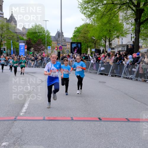25.04.2026 - Das Zehntel Tim E. http://msf.ph/oto/9575091 25.04.2026 10:52:40 Ziel 5292, 5303, 5514, 5738, 5907, 6054, 6123, 6131, 6144, 6147, 6161, 6177, 6491, 6493, 6512, 6517, 6651, 6679, 6754, 6840, 6935, 6960, 6987, 7238, 7255, 7299, 7320, 7513, 7548, 7608, 7615, 7672, 7745, 7757, 7869, 7890, 7904, 7918, 7921, 7976, 8022, 8024, 8036 meine-sportfotos.de