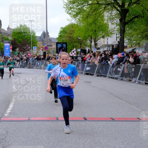 25.04.2026 - Das Zehntel Tim E. http://msf.ph/oto/9575096 25.04.2026 10:52:40 Ziel 5292, 5303, 5514, 5738, 5907, 6054, 6123, 6131, 6144, 6147, 6161, 6177, 6491, 6493, 6512, 6517, 6651, 6679, 6754, 6840, 6935, 6960, 6987, 7238, 7255, 7299, 7320, 7513, 7548, 7608, 7615, 7672, 7745, 7757, 7869, 7890, 7904, 7918, 7921, 7976, 8022, 8024, 8036 meine-sportfotos.de