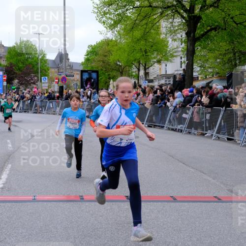 25.04.2026 - Das Zehntel Tim E. http://msf.ph/oto/9575098 25.04.2026 10:52:41 Ziel 5292, 5303, 5514, 5738, 5907, 6054, 6113, 6123, 6131, 6144, 6147, 6161, 6177, 6491, 6493, 6512, 6517, 6651, 6679, 6754, 6840, 6935, 6960, 6987, 7105, 7238, 7255, 7299, 7320, 7513, 7548, 7599, 7608, 7615, 7629, 7672, 7745, 7757, 7869, 7890, 7904, 7918, 7921, 7976, 8022, 8024, 8036 meine-sportfotos.de