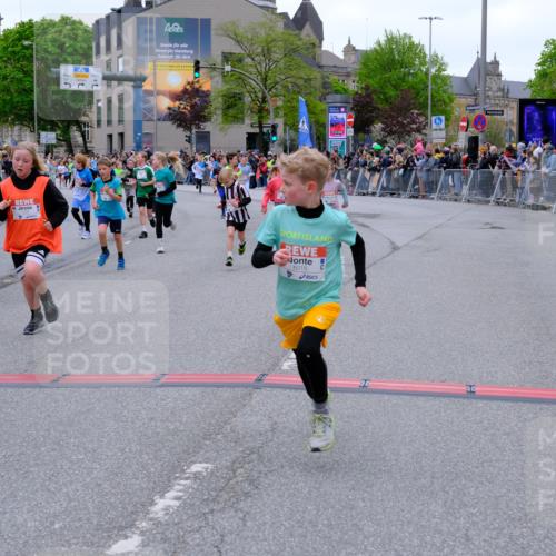 25.04.2026 - Das Zehntel Tim E. http://msf.ph/oto/9575117 25.04.2026 10:52:48 Ziel 5292, 5303, 5427, 5488, 5514, 5787, 5884, 5910, 5925, 5928, 6018, 6081, 6113, 6123, 6131, 6161, 6177, 6262, 6266, 6491, 6517, 6745, 6840, 6935, 6960, 7105, 7165, 7167, 7190, 7255, 7395, 7456, 7459, 7513, 7548, 7599, 7629, 7672, 7699, 7716, 7869, 7890, 7918 meine-sportfotos.de