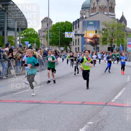 25.04.2026 - Das Zehntel Tim E. http://msf.ph/oto/9575132 25.04.2026 10:52:51 Ziel 5154, 5158, 5180, 5427, 5488, 5504, 5787, 5884, 5910, 5925, 5928, 6018, 6081, 6113, 6123, 6131, 6262, 6266, 6313, 6415, 6517, 6745, 6840, 7105, 7128, 7165, 7167, 7190, 7395, 7456, 7459, 7599, 7629, 7672, 7699, 7716, 7890 meine-sportfotos.de