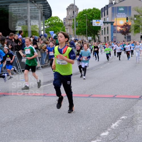 25.04.2026 - Das Zehntel Tim E. http://msf.ph/oto/9575140 25.04.2026 10:52:52 Ziel 5154, 5158, 5180, 5237, 5427, 5488, 5504, 5787, 5884, 5897, 5910, 5925, 5928, 6018, 6081, 6113, 6131, 6262, 6266, 6313, 6382, 6415, 6517, 6745, 7105, 7128, 7165, 7167, 7190, 7395, 7456, 7459, 7599, 7629, 7672, 7699, 7716 meine-sportfotos.de