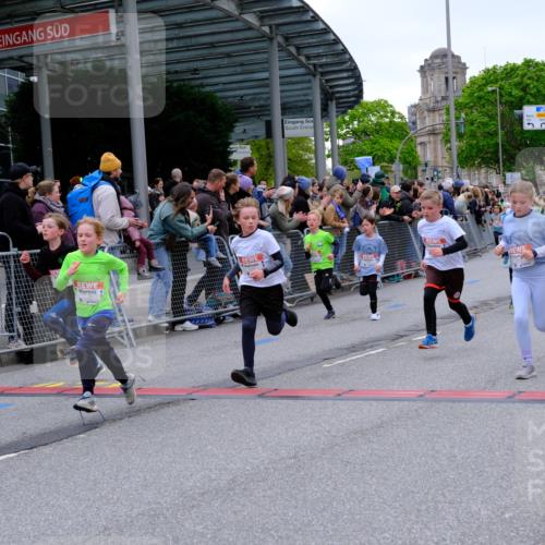 25.04.2026 - Das Zehntel Tim E. http://msf.ph/oto/9575162 25.04.2026 10:52:56 Ziel 5109, 5154, 5158, 5180, 5237, 5427, 5488, 5504, 5695, 5775, 5787, 5884, 5897, 5898, 5910, 5928, 6081, 6262, 6266, 6313, 6382, 6415, 6745, 7128, 7187, 7190, 7456, 7459, 7512, 7533, 7699, 7716, 7750, 7950, 7986 meine-sportfotos.de