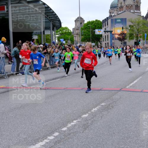 25.04.2026 - Das Zehntel Tim E. http://msf.ph/oto/9575195 25.04.2026 10:53:03 Ziel 5063, 5109, 5154, 5158, 5180, 5237, 5504, 5695, 5775, 5779, 5785, 5825, 5897, 5898, 6071, 6072, 6135, 6145, 6321, 6340, 6382, 6415, 6528, 6922, 7114, 7127, 7160, 7170, 7187, 7504, 7512, 7533, 7550, 7733, 7750, 7950, 7986 meine-sportfotos.de