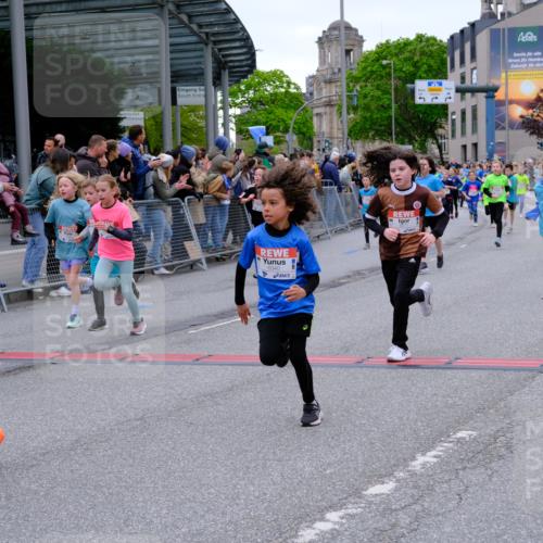 25.04.2026 - Das Zehntel Tim E. http://msf.ph/oto/9575200 25.04.2026 10:53:04 Ziel 5063, 5109, 5237, 5695, 5775, 5779, 5785, 5819, 5825, 5897, 5898, 6071, 6072, 6135, 6145, 6321, 6340, 6382, 6528, 6922, 7114, 7127, 7160, 7170, 7187, 7229, 7243, 7504, 7512, 7533, 7550, 7733, 7750, 7950, 7986 meine-sportfotos.de