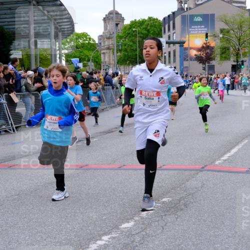 25.04.2026 - Das Zehntel Tim E. http://msf.ph/oto/9575210 25.04.2026 10:53:06 Ziel 5063, 5109, 5695, 5775, 5779, 5785, 5807, 5819, 5825, 5999, 6050, 6071, 6072, 6135, 6145, 6321, 6340, 6528, 6922, 7114, 7127, 7160, 7170, 7187, 7229, 7243, 7248, 7424, 7504, 7512, 7533, 7550, 7733, 7735, 7950, 7986 meine-sportfotos.de