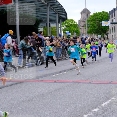25.04.2026 - Das Zehntel Tim E. http://msf.ph/oto/9575221 25.04.2026 10:53:08 Ziel 5063, 5294, 5365, 5452, 5775, 5779, 5785, 5807, 5819, 5825, 5906, 5999, 6050, 6071, 6072, 6079, 6135, 6145, 6321, 6340, 6528, 6922, 7114, 7127, 7160, 7170, 7229, 7243, 7248, 7424, 7504, 7512, 7533, 7550, 7596, 7733, 7735, 8033 meine-sportfotos.de