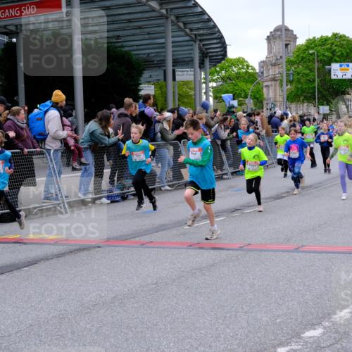 25.04.2026 - Das Zehntel Tim E. http://msf.ph/oto/9575224 25.04.2026 10:53:08 Ziel 5063, 5294, 5365, 5452, 5775, 5779, 5785, 5807, 5819, 5825, 5906, 5999, 6050, 6071, 6072, 6079, 6135, 6145, 6321, 6340, 6528, 6922, 7114, 7127, 7160, 7170, 7229, 7243, 7248, 7424, 7504, 7512, 7533, 7550, 7596, 7733, 7735, 8033 meine-sportfotos.de