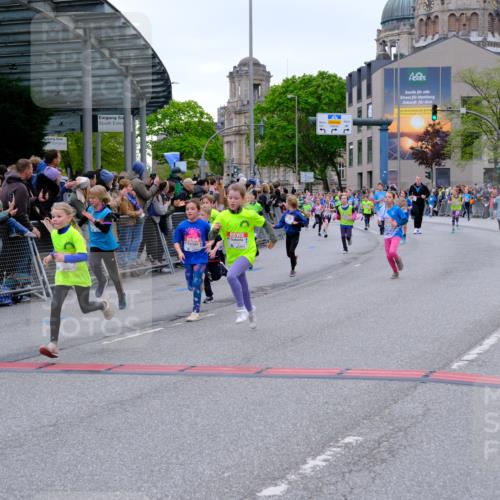 25.04.2026 - Das Zehntel Tim E. http://msf.ph/oto/9575228 25.04.2026 10:53:09 Ziel 5063, 5294, 5365, 5452, 5779, 5785, 5807, 5819, 5825, 5906, 5999, 6050, 6071, 6072, 6079, 6135, 6145, 6321, 6340, 6528, 6868, 6922, 7114, 7127, 7160, 7170, 7229, 7243, 7248, 7424, 7504, 7550, 7596, 7733, 7735, 8033 meine-sportfotos.de