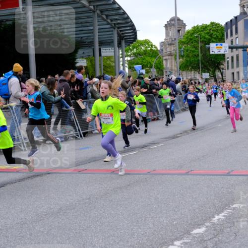 25.04.2026 - Das Zehntel Tim E. http://msf.ph/oto/9575234 25.04.2026 10:53:09 Ziel 5063, 5294, 5365, 5452, 5779, 5785, 5807, 5819, 5825, 5906, 5999, 6050, 6071, 6072, 6079, 6135, 6145, 6321, 6340, 6528, 6868, 6922, 7114, 7127, 7160, 7170, 7229, 7243, 7248, 7424, 7504, 7550, 7596, 7733, 7735, 8033 meine-sportfotos.de