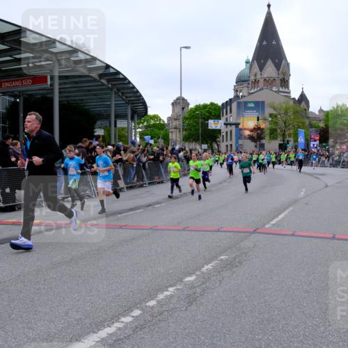 25.04.2026 - Das Zehntel Tim E. http://msf.ph/oto/9575267 25.04.2026 10:53:17 Ziel 5066, 5260, 5289, 5294, 5365, 5452, 5807, 5906, 5999, 6050, 6053, 6073, 6079, 6365, 6534, 6535, 6868, 6941, 6955, 7223, 7248, 7306, 7424, 7596, 7735, 7860, 7916, 8033 meine-sportfotos.de