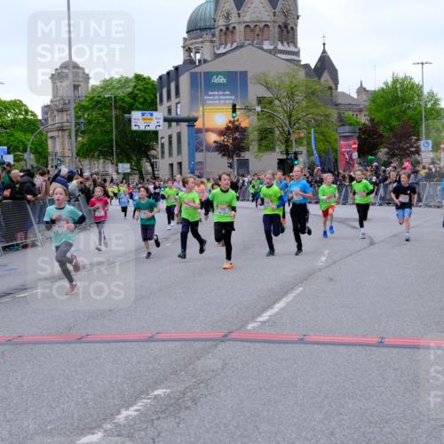 25.04.2026 - Das Zehntel Tim E. http://msf.ph/oto/9575287 25.04.2026 10:53:21 Ziel 5066, 5249, 5260, 5275, 5289, 5570, 5710, 5829, 6008, 6053, 6073, 6365, 6534, 6535, 6750, 6868, 6928, 6941, 6955, 7091, 7093, 7109, 7166, 7168, 7223, 7306, 7829, 7860, 7881, 7916 meine-sportfotos.de