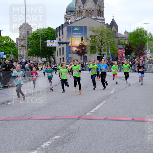 25.04.2026 - Das Zehntel Tim E. http://msf.ph/oto/9575288 25.04.2026 10:53:21 Ziel 5066, 5249, 5260, 5275, 5289, 5570, 5710, 5829, 6008, 6053, 6073, 6365, 6534, 6535, 6750, 6868, 6928, 6941, 6955, 7091, 7093, 7109, 7166, 7168, 7223, 7306, 7829, 7860, 7881, 7916 meine-sportfotos.de