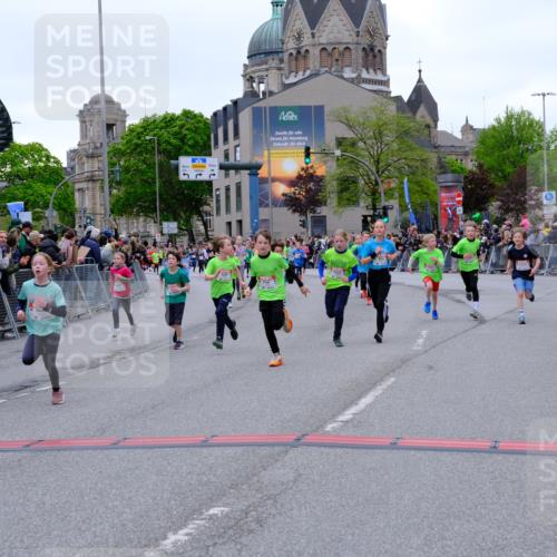 25.04.2026 - Das Zehntel Tim E. http://msf.ph/oto/9575290 25.04.2026 10:53:22 Ziel 5066, 5249, 5260, 5275, 5289, 5570, 5710, 5829, 6008, 6053, 6073, 6365, 6534, 6535, 6750, 6928, 6941, 6955, 7091, 7093, 7109, 7166, 7168, 7223, 7306, 7312, 7829, 7860, 7881, 7916 meine-sportfotos.de