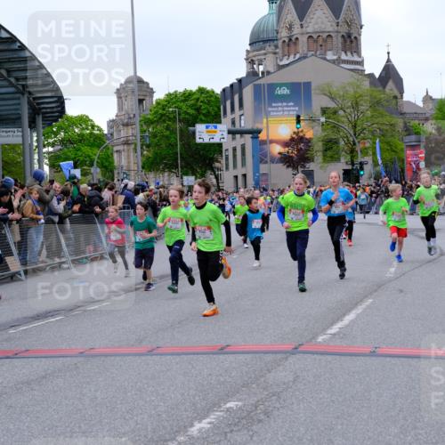 25.04.2026 - Das Zehntel Tim E. http://msf.ph/oto/9575296 25.04.2026 10:53:22 Ziel 5066, 5249, 5260, 5275, 5289, 5570, 5710, 5829, 6008, 6053, 6073, 6365, 6534, 6535, 6750, 6928, 6941, 6955, 7091, 7093, 7109, 7166, 7168, 7223, 7306, 7312, 7829, 7860, 7881, 7916 meine-sportfotos.de