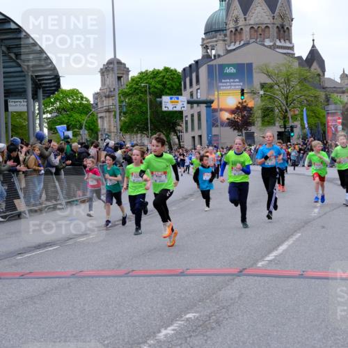 25.04.2026 - Das Zehntel Tim E. http://msf.ph/oto/9575297 25.04.2026 10:53:22 Ziel 5066, 5249, 5260, 5275, 5289, 5570, 5710, 5829, 6008, 6053, 6073, 6365, 6534, 6535, 6750, 6928, 6941, 6955, 7091, 7093, 7109, 7166, 7168, 7223, 7306, 7312, 7829, 7860, 7881, 7916 meine-sportfotos.de