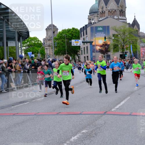25.04.2026 - Das Zehntel Tim E. http://msf.ph/oto/9575298 25.04.2026 10:53:22 Ziel 5066, 5249, 5260, 5275, 5289, 5570, 5710, 5829, 6008, 6053, 6073, 6365, 6534, 6535, 6750, 6928, 6941, 6955, 7091, 7093, 7109, 7166, 7168, 7223, 7306, 7312, 7829, 7860, 7881, 7916 meine-sportfotos.de