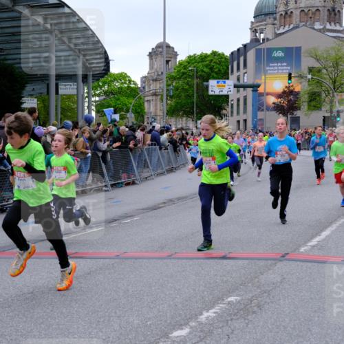 25.04.2026 - Das Zehntel Tim E. http://msf.ph/oto/9575306 25.04.2026 10:53:23 Ziel 5249, 5260, 5275, 5289, 5570, 5710, 5829, 6008, 6053, 6365, 6744, 6750, 6928, 6941, 6955, 7091, 7093, 7109, 7166, 7168, 7223, 7306, 7312, 7829, 7860, 7881, 7916 meine-sportfotos.de