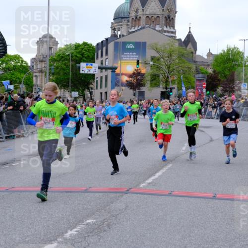 25.04.2026 - Das Zehntel Tim E. http://msf.ph/oto/9575309 25.04.2026 10:53:23 Ziel 5249, 5260, 5275, 5289, 5570, 5710, 5829, 6008, 6053, 6365, 6744, 6750, 6928, 6941, 6955, 7091, 7093, 7109, 7166, 7168, 7223, 7306, 7312, 7829, 7860, 7881, 7916 meine-sportfotos.de