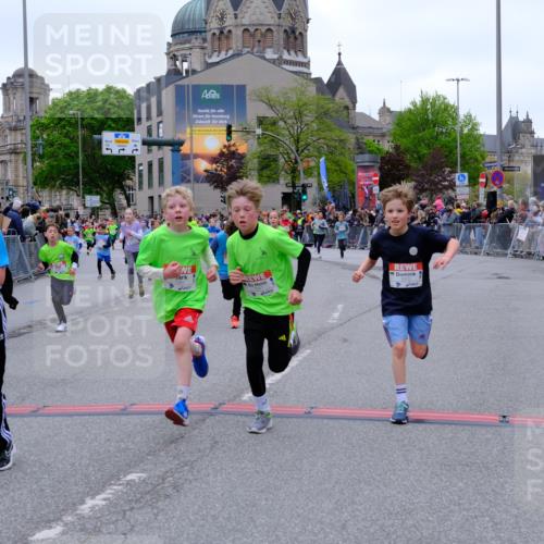 25.04.2026 - Das Zehntel Tim E. http://msf.ph/oto/9575320 25.04.2026 10:53:25 Ziel 5249, 5259, 5260, 5275, 5289, 5570, 5710, 5829, 6008, 6053, 6365, 6744, 6750, 6928, 7091, 7093, 7109, 7166, 7168, 7223, 7306, 7312, 7641, 7652, 7678, 7829, 7860, 7881, 7916 meine-sportfotos.de