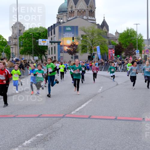 25.04.2026 - Das Zehntel Tim E. http://msf.ph/oto/9575348 25.04.2026 10:53:30 Ziel 5173, 5249, 5259, 5275, 5278, 5279, 5570, 5701, 5710, 5829, 6008, 6051, 6212, 6229, 6311, 6450, 6744, 6750, 6763, 6928, 7091, 7093, 7106, 7109, 7166, 7168, 7247, 7312, 7340, 7540, 7544, 7641, 7652, 7678, 7703, 7829, 7839, 7881, 7889, 7896, 7917, 8049 meine-sportfotos.de