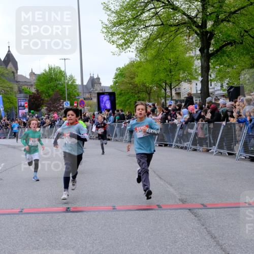 25.04.2026 - Das Zehntel Tim E. http://msf.ph/oto/9575354 25.04.2026 10:53:32 Ziel 5173, 5259, 5269, 5275, 5278, 5279, 5529, 5570, 5701, 5710, 5795, 5829, 6051, 6212, 6229, 6237, 6311, 6450, 6744, 6750, 6763, 7106, 7247, 7312, 7340, 7387, 7540, 7544, 7641, 7652, 7678, 7703, 7829, 7839, 7889, 7896, 7917, 8049 meine-sportfotos.de