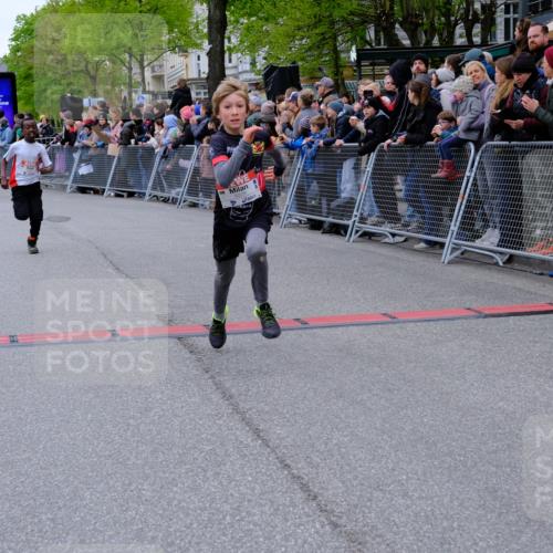 25.04.2026 - Das Zehntel Tim E. http://msf.ph/oto/9575363 25.04.2026 10:53:35 Ziel 5165, 5173, 5259, 5269, 5278, 5279, 5317, 5318, 5324, 5529, 5701, 5795, 6051, 6106, 6212, 6229, 6231, 6237, 6311, 6363, 6450, 6744, 6763, 6912, 7106, 7181, 7185, 7191, 7245, 7247, 7340, 7387, 7540, 7544, 7641, 7652, 7678, 7703, 7839, 7889, 7896, 7917, 8049 meine-sportfotos.de