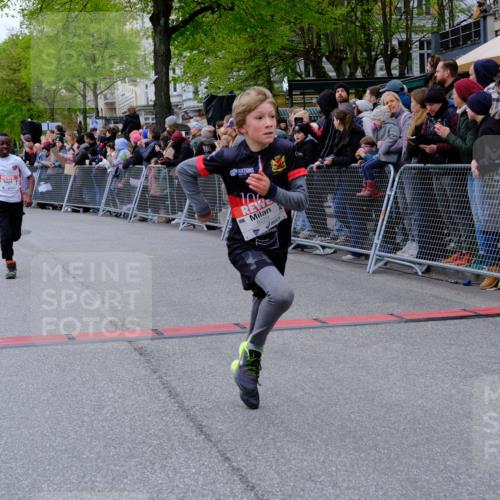 25.04.2026 - Das Zehntel Tim E. http://msf.ph/oto/9575366 25.04.2026 10:53:35 Ziel 5165, 5173, 5259, 5269, 5278, 5279, 5317, 5318, 5324, 5529, 5701, 5795, 6051, 6106, 6212, 6229, 6231, 6237, 6311, 6363, 6450, 6744, 6763, 6912, 7106, 7181, 7185, 7191, 7245, 7247, 7340, 7387, 7540, 7544, 7641, 7652, 7678, 7703, 7839, 7889, 7896, 7917, 8049 meine-sportfotos.de
