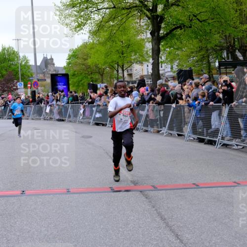 25.04.2026 - Das Zehntel Tim E. http://msf.ph/oto/9575370 25.04.2026 10:53:36 Ziel 5165, 5173, 5259, 5269, 5278, 5279, 5317, 5318, 5324, 5529, 5701, 5795, 6028, 6051, 6106, 6212, 6229, 6231, 6237, 6311, 6363, 6450, 6763, 6912, 7106, 7181, 7185, 7191, 7245, 7247, 7340, 7387, 7540, 7544, 7641, 7652, 7678, 7703, 7839, 7885, 7889, 7896, 7899, 7917, 8048, 8049, 8059 meine-sportfotos.de