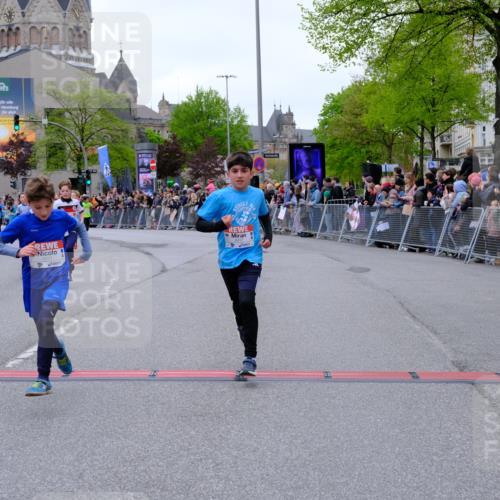 25.04.2026 - Das Zehntel Tim E. http://msf.ph/oto/9575386 25.04.2026 10:53:40 Ziel 5030, 5165, 5173, 5269, 5278, 5279, 5317, 5318, 5324, 5529, 5795, 6028, 6051, 6106, 6166, 6229, 6231, 6237, 6244, 6363, 6763, 6912, 6926, 7106, 7181, 7185, 7191, 7245, 7387, 7690, 7703, 7839, 7885, 7889, 7899, 7917, 8048, 8049, 8059 meine-sportfotos.de