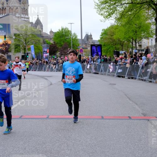 25.04.2026 - Das Zehntel Tim E. http://msf.ph/oto/9575388 25.04.2026 10:53:40 Ziel 5030, 5165, 5173, 5269, 5278, 5279, 5317, 5318, 5324, 5529, 5795, 6028, 6051, 6106, 6166, 6229, 6231, 6237, 6244, 6363, 6763, 6912, 6926, 7106, 7181, 7185, 7191, 7245, 7387, 7690, 7703, 7839, 7885, 7889, 7899, 7917, 8048, 8049, 8059 meine-sportfotos.de