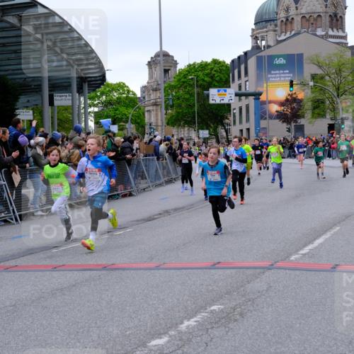 25.04.2026 - Das Zehntel Tim E. http://msf.ph/oto/9575423 25.04.2026 10:53:46 Ziel 5030, 5317, 5318, 5324, 5564, 5683, 5729, 6028, 6106, 6166, 6213, 6231, 6244, 6363, 6364, 6912, 6926, 7153, 7181, 7185, 7233, 7245, 7253, 7690, 7697, 7746, 7830, 7885, 7899, 8048, 8059 meine-sportfotos.de