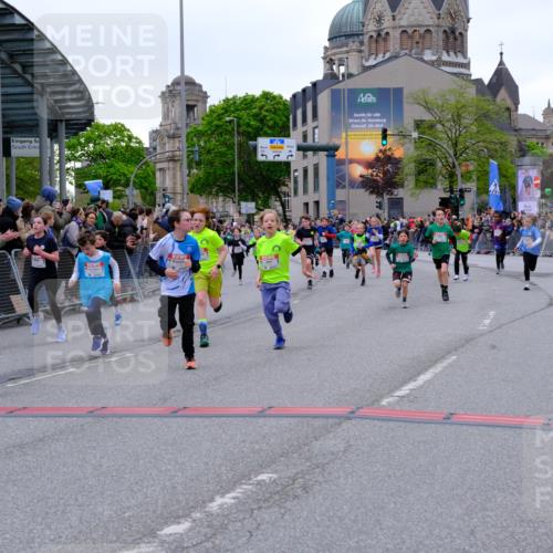 25.04.2026 - Das Zehntel Tim E. http://msf.ph/oto/9575433 25.04.2026 10:53:48 Ziel 5030, 5411, 5424, 5564, 5683, 5729, 6028, 6060, 6166, 6213, 6222, 6226, 6244, 6364, 6709, 6926, 7148, 7153, 7233, 7253, 7690, 7697, 7746, 7830, 7885, 7899, 7940, 8041, 8048, 8059 meine-sportfotos.de
